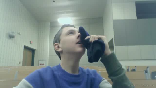 Patriots fan rages at losing the Superbowl